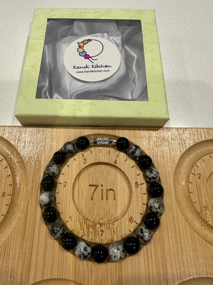 Sesame Kiwi Jasper & Black Onyx 8mm Bracelet with screw clasp